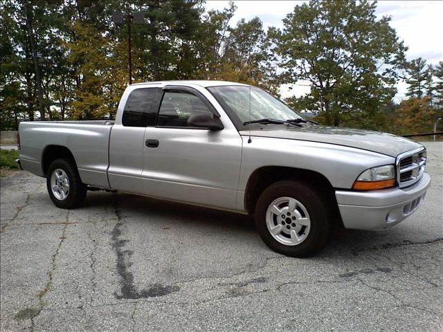 2001 Dodge Dakota XLT 2WD