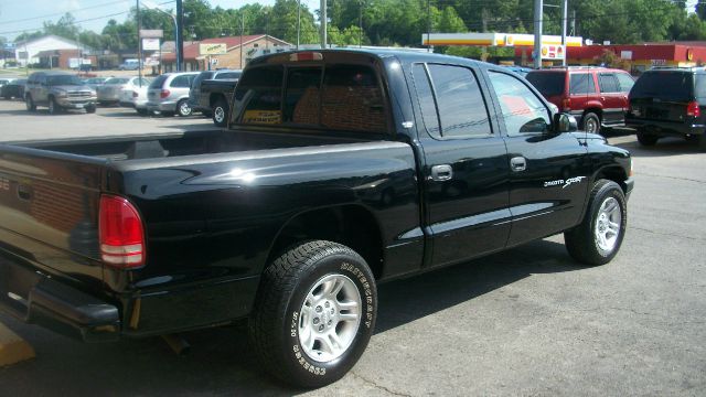 2001 Dodge Dakota 2WD Regular Cab 6.3 Ft Box ST