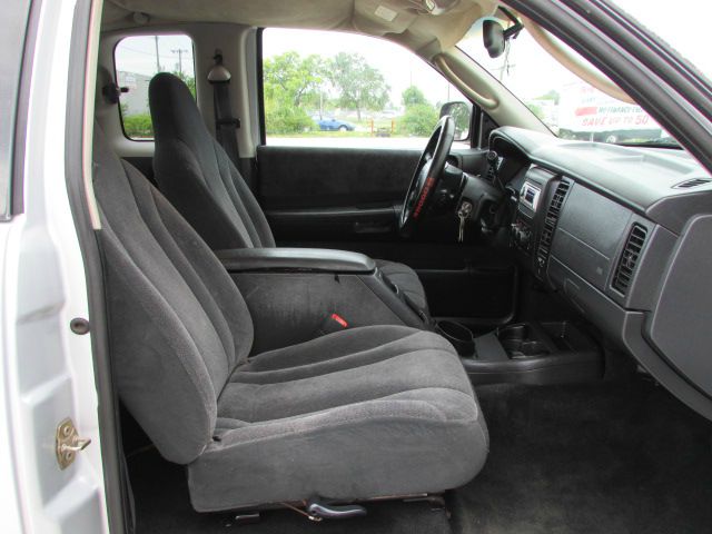 2001 Dodge Dakota 4dr Sdn CVT LE Anniversary Edition FWD Sedan