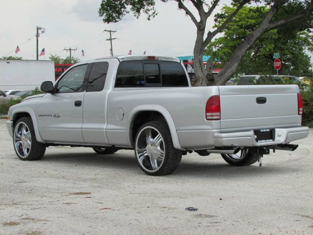 2001 Dodge Dakota 4dr Sdn CVT LE Anniversary Edition FWD Sedan