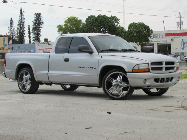 2001 Dodge Dakota 4dr Sdn CVT LE Anniversary Edition FWD Sedan