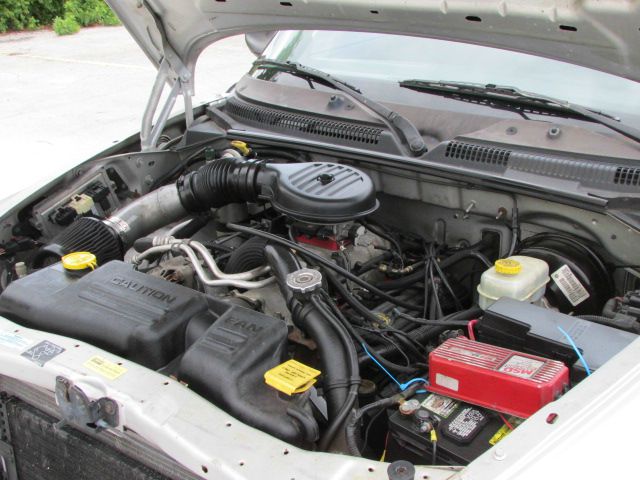 2001 Dodge Dakota 4dr Sdn CVT LE Anniversary Edition FWD Sedan