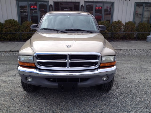 2001 Dodge Dakota 2dr Sport Coupe AMG