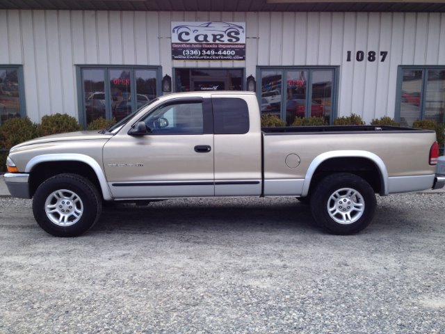 2001 Dodge Dakota 2dr Sport Coupe AMG