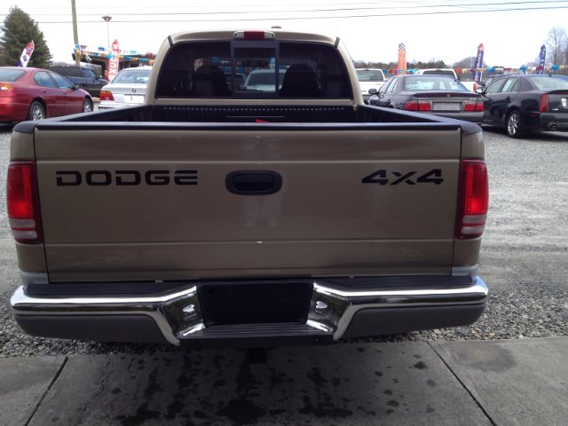 2001 Dodge Dakota 2dr Sport Coupe AMG