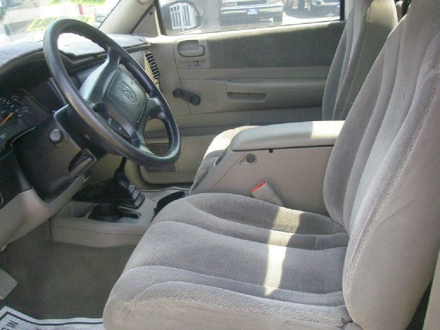 2002 Dodge Dakota Extended Cab V8 LT W/1lt