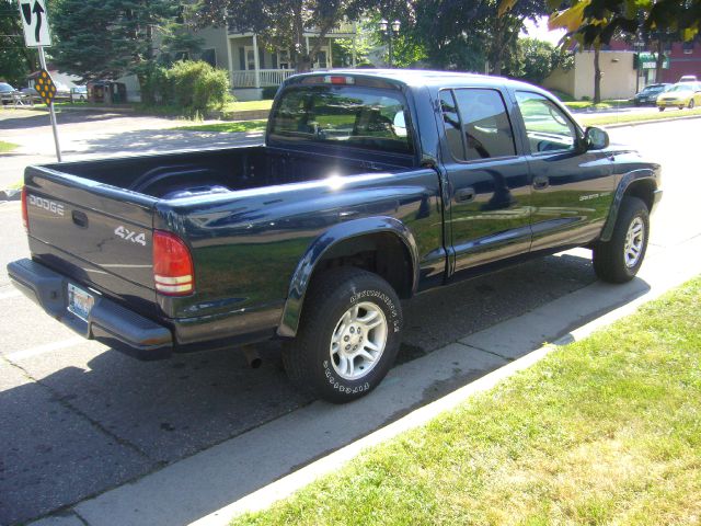 2002 Dodge Dakota 4dr LX 4WD Auto