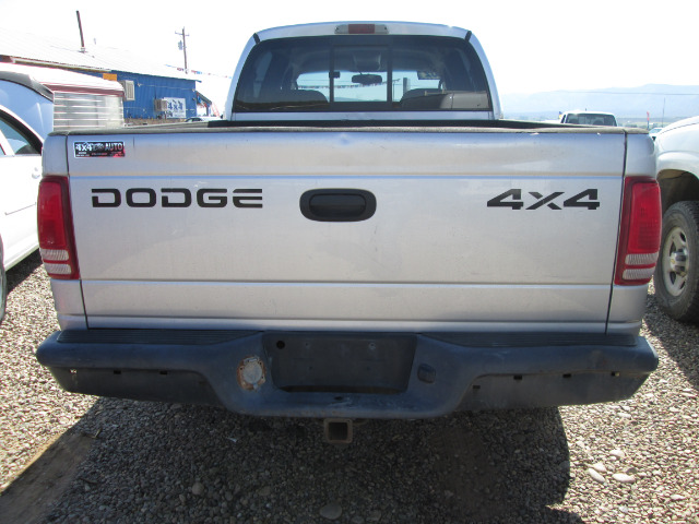 2002 Dodge Dakota 4dr LX 4WD Auto