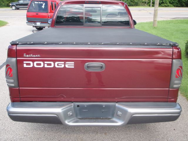 2002 Dodge Dakota 4dr Sdn S Auto