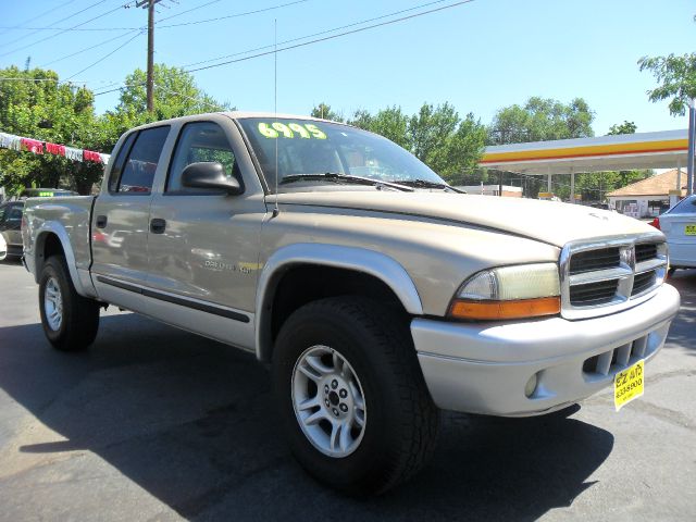 2002 Dodge Dakota Collection Rogue