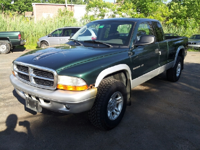 2002 Dodge Dakota 4dr 112 Inch WB Eddie Bauer SUV