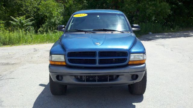 2002 Dodge Dakota 2dr Sport Coupe AMG