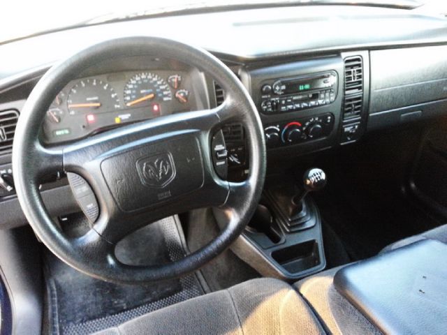 2002 Dodge Dakota Elk Conversion Van