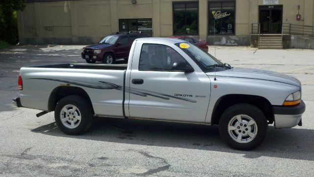 2002 Dodge Dakota Extended Cab V8 LT W/1lt