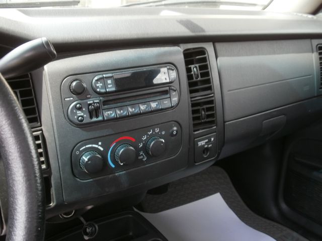 2002 Dodge Dakota 4dr Sdn S Auto