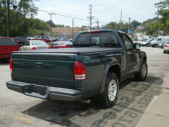 2002 Dodge Dakota 4dr Sdn S Auto