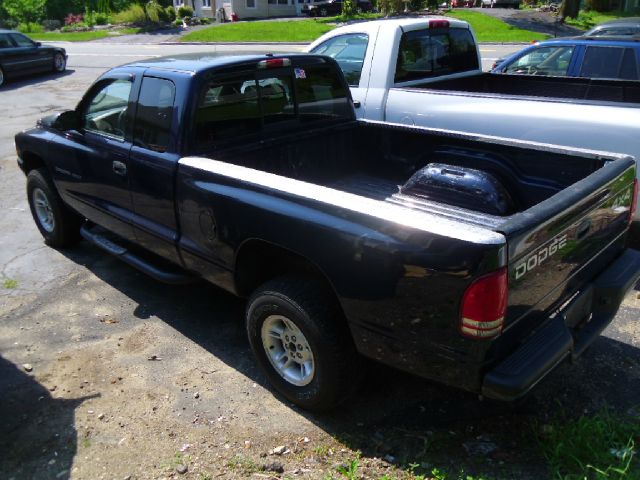 2002 Dodge Dakota GLS w/CD XM