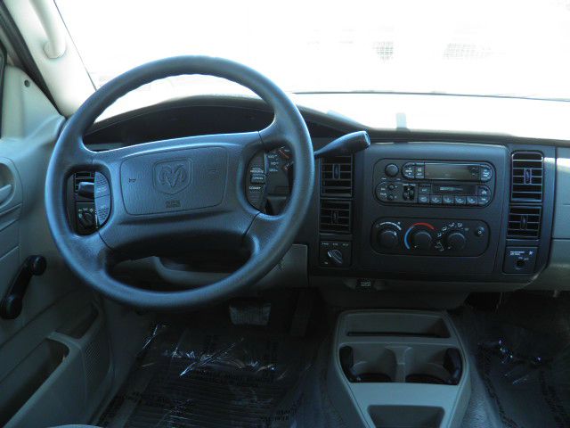 2002 Dodge Dakota 4dr Sdn V6 CVT 3.5 SV W/premium Pkg