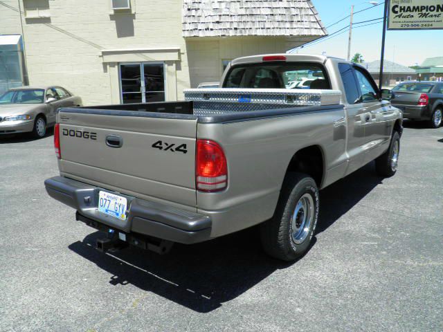 2002 Dodge Dakota 4dr Sdn V6 CVT 3.5 SV W/premium Pkg