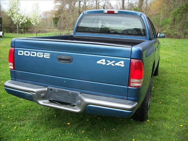 2002 Dodge Dakota Premier 4x4 SUV