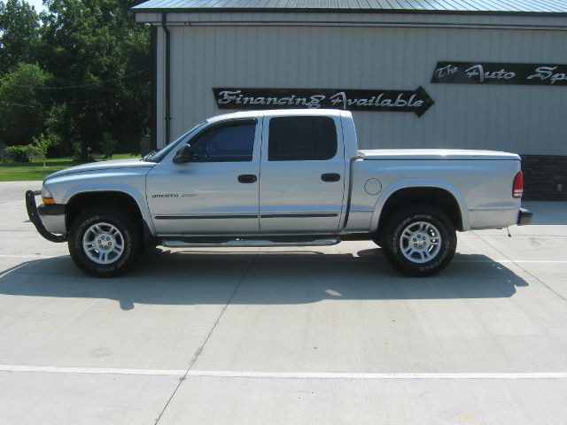 2002 Dodge Dakota 4dr LX 4WD Auto