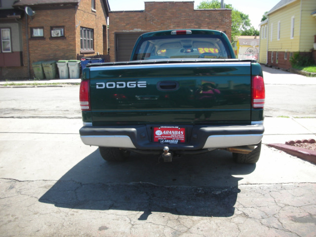 2002 Dodge Dakota LS ES