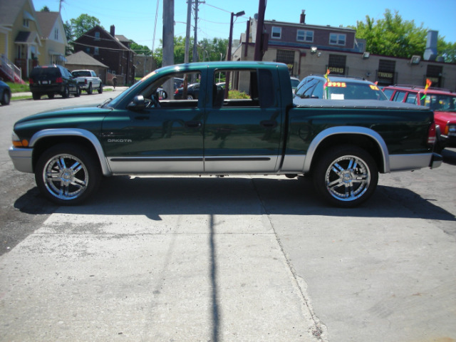 2002 Dodge Dakota LS ES