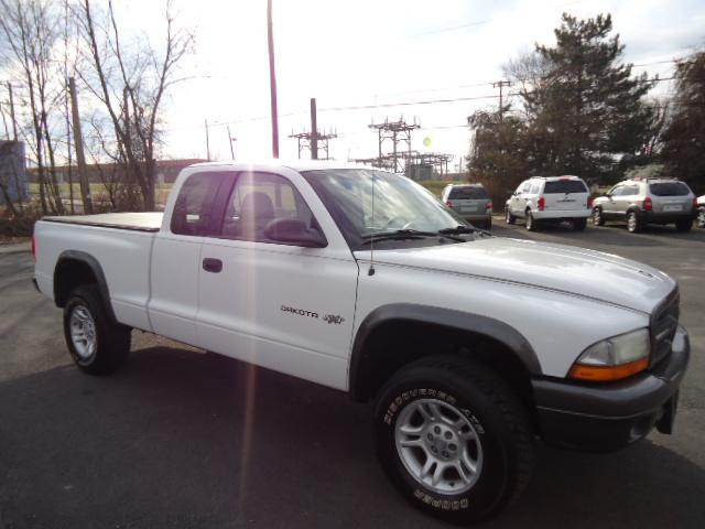 2002 Dodge Dakota Base