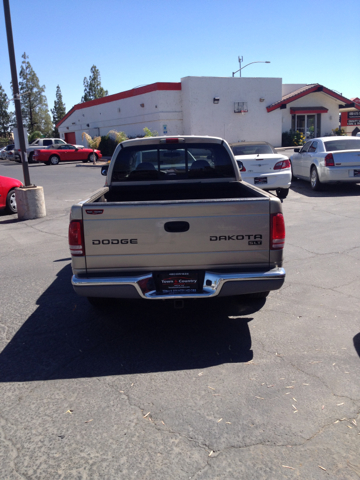 2003 Dodge Dakota LS ES