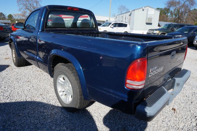 2003 Dodge Dakota 4dr Sdn S Auto