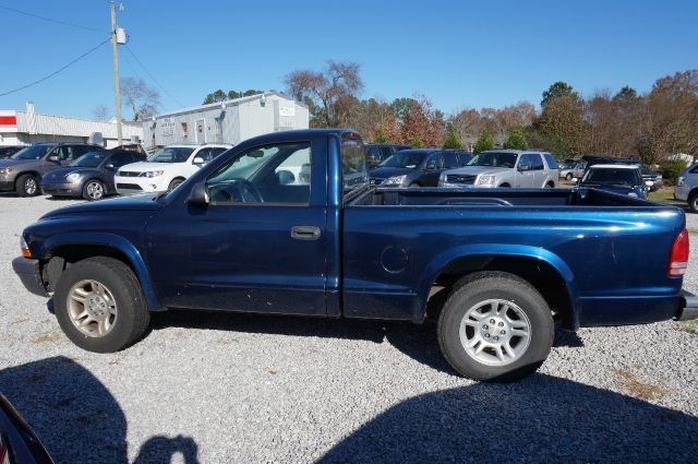 2003 Dodge Dakota 4dr Sdn S Auto