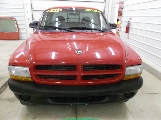 2003 Dodge Dakota Wolfsburg Edition Sedan