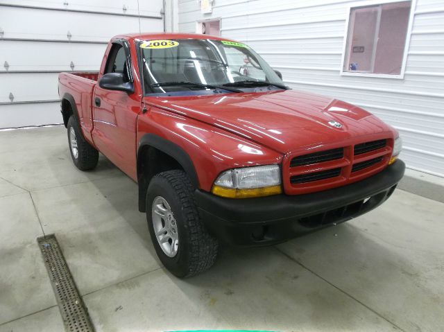 2003 Dodge Dakota Wolfsburg Edition Sedan