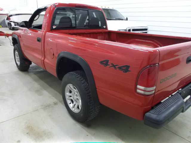 2003 Dodge Dakota Wolfsburg Edition Sedan