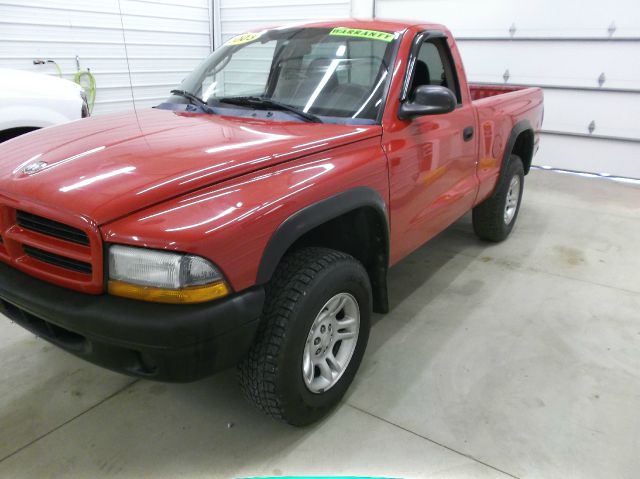 2003 Dodge Dakota Wolfsburg Edition Sedan