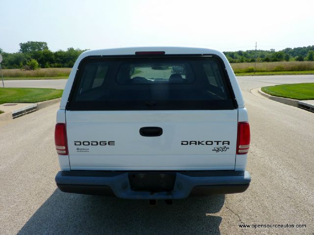 2003 Dodge Dakota 4dr LX 4WD Auto