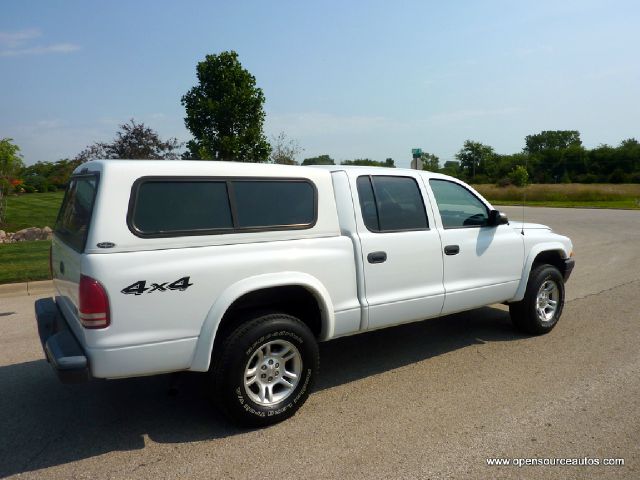 2003 Dodge Dakota 4dr LX 4WD Auto