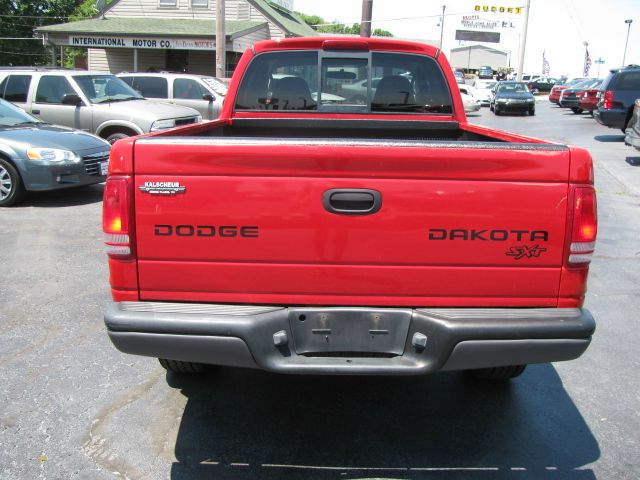 2003 Dodge Dakota 4dr Sdn V6 CVT 3.5 SV W/premium Pkg