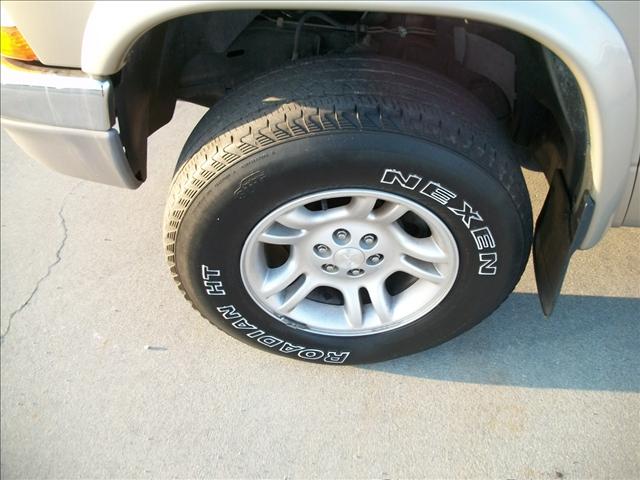 2003 Dodge Dakota SLT