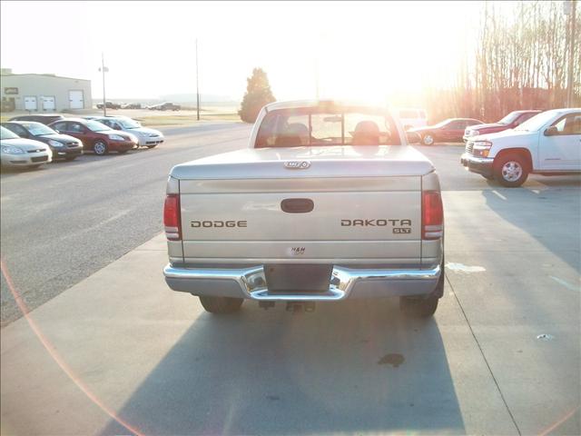 2003 Dodge Dakota SLT