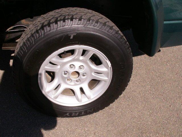 2003 Dodge Dakota SLT