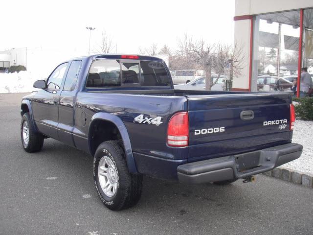 2003 Dodge Dakota S