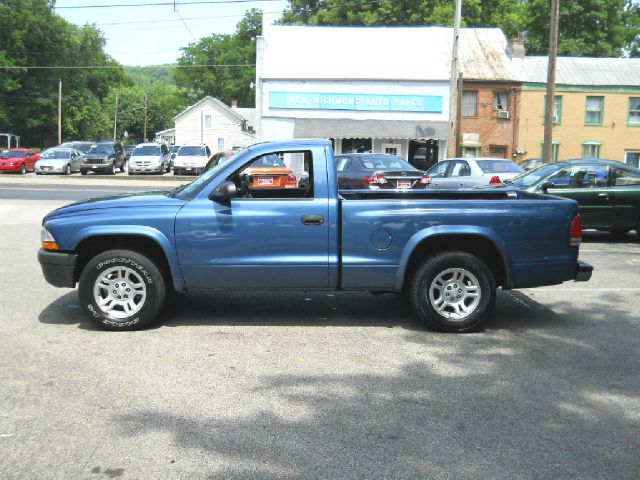 2003 Dodge Dakota 4dr Sdn S Auto