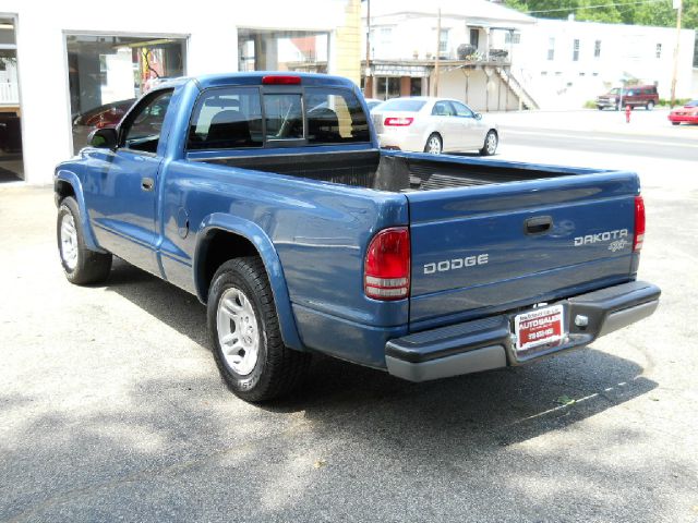 2003 Dodge Dakota 4dr Sdn S Auto