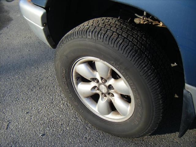 2003 Dodge Dakota Type S W/navigation System