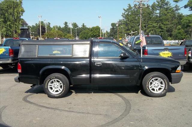 2003 Dodge Dakota 4dr Sdn CE Auto (SE)