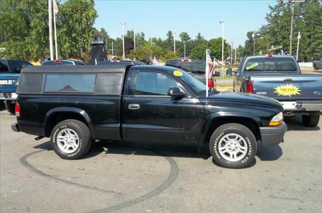 2003 Dodge Dakota 4dr Sdn CE Auto (SE)