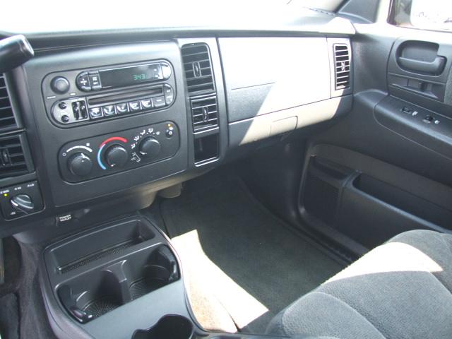 2003 Dodge Dakota SLT