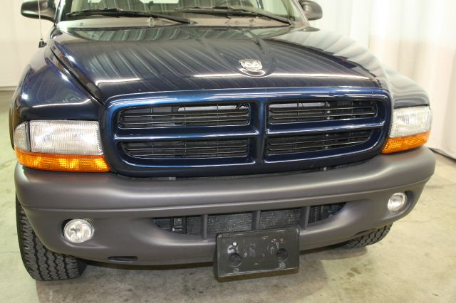 2003 Dodge Dakota 4dr LX 4WD Auto