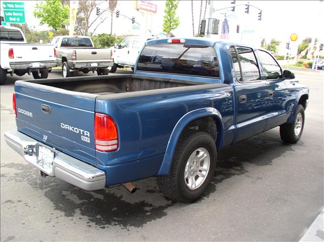 2003 Dodge Dakota SLT